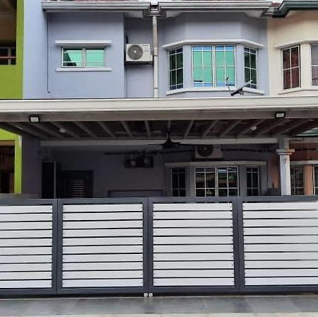 Homestay Dr. Z Klang Ngoại thất bức ảnh