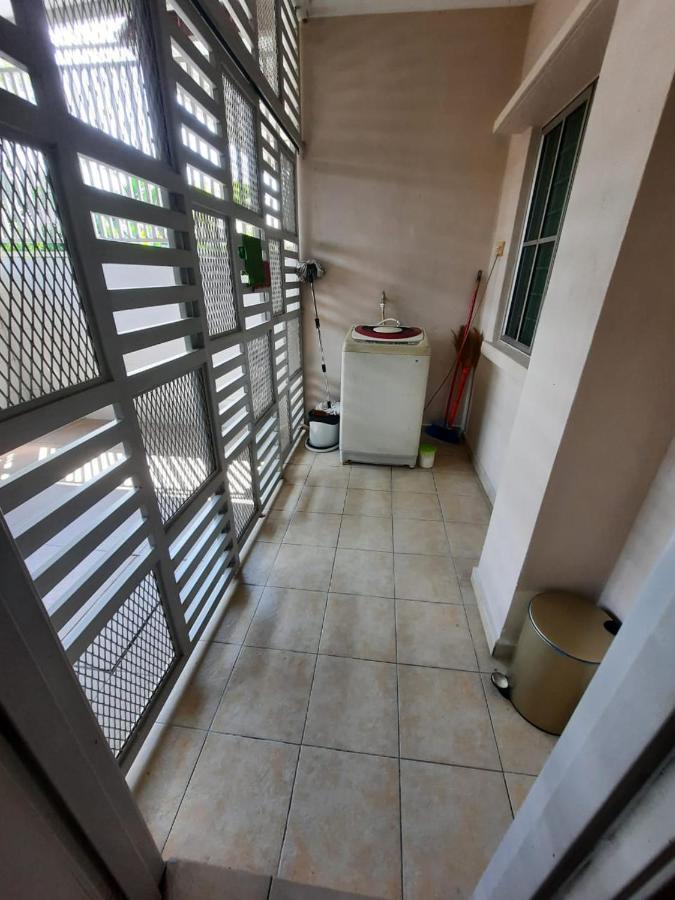 Homestay Dr. Z Klang Ngoại thất bức ảnh